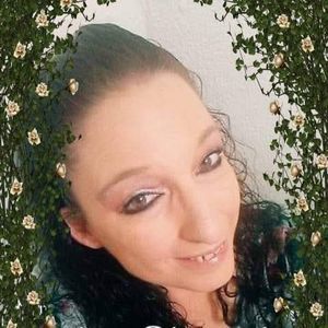 Meet your Posher, Annetta